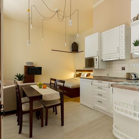Family Buddha Apartment Budapeşte Dış mekan fotoğraf