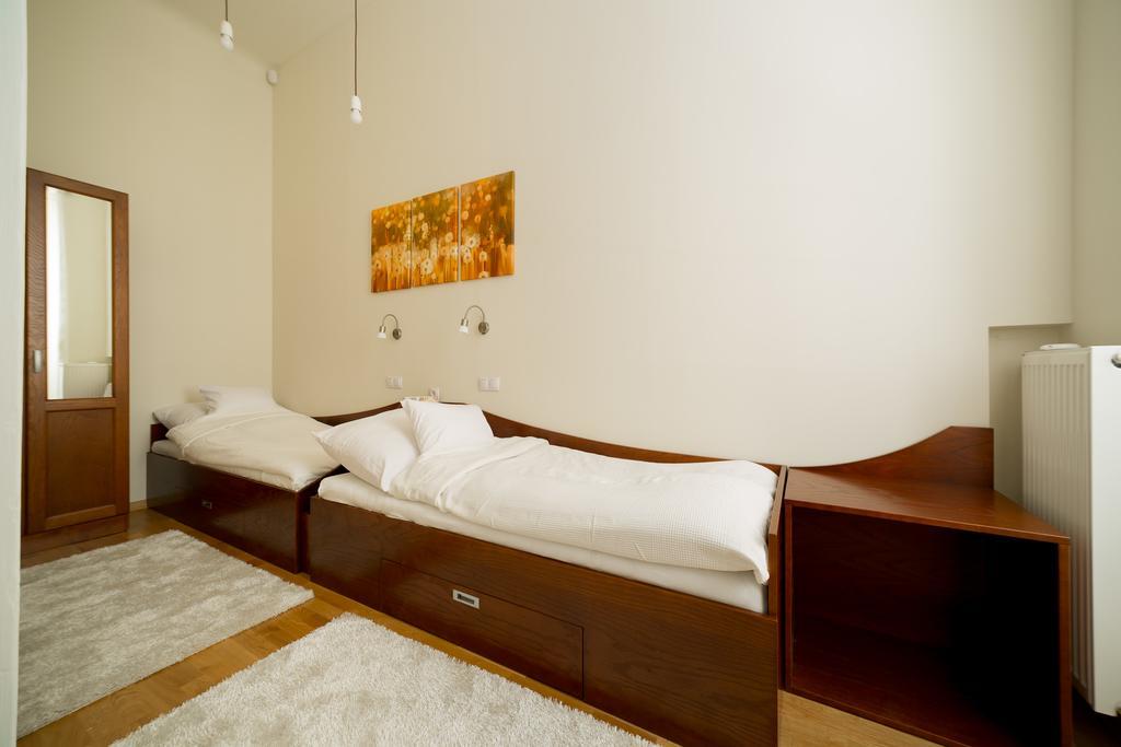 Family Buddha Apartment Budapeşte Dış mekan fotoğraf
