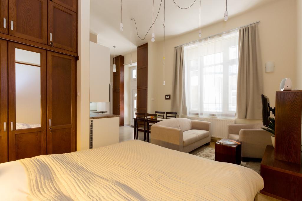Family Buddha Apartment Budapeşte Dış mekan fotoğraf