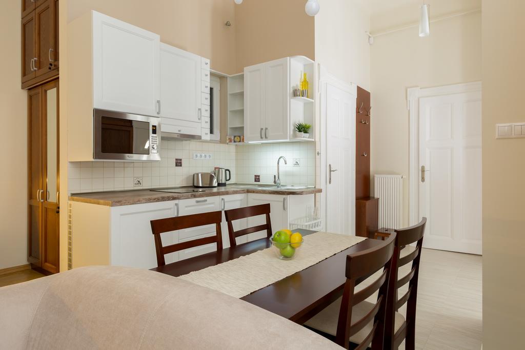 Family Buddha Apartment Budapeşte Dış mekan fotoğraf